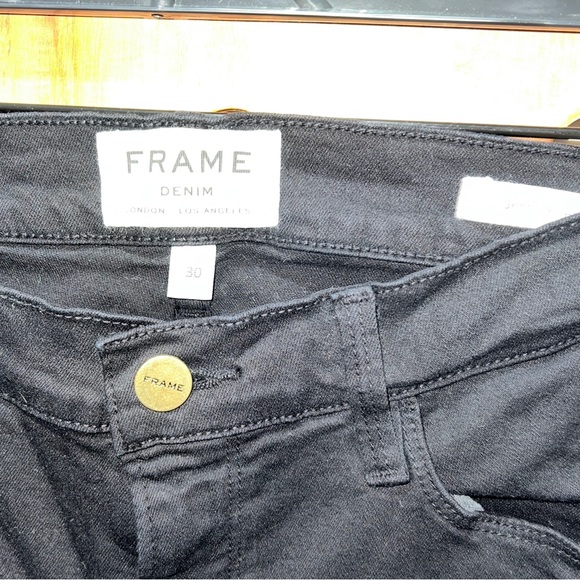 FRAME Le Skinny de Jeanne Mid-Rise Jeans - Picture 14 of 14